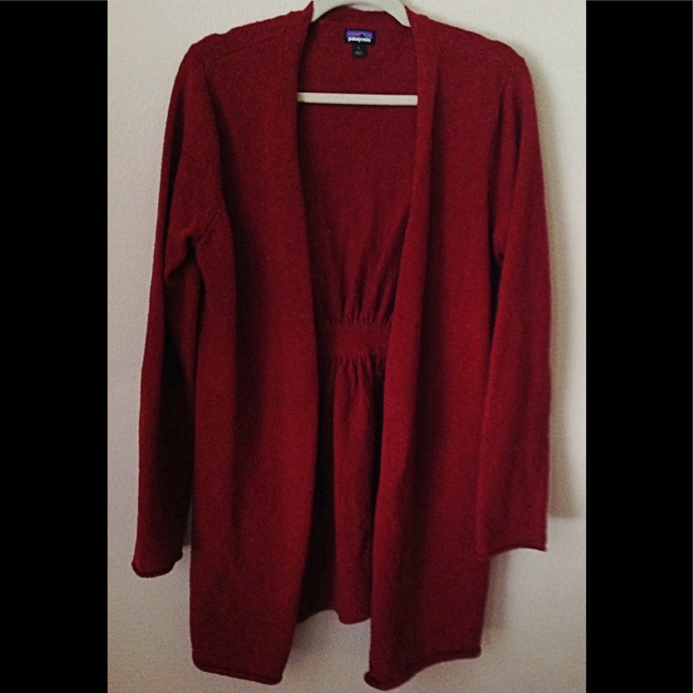 Red Large Patagonia Sweater/Cardigan